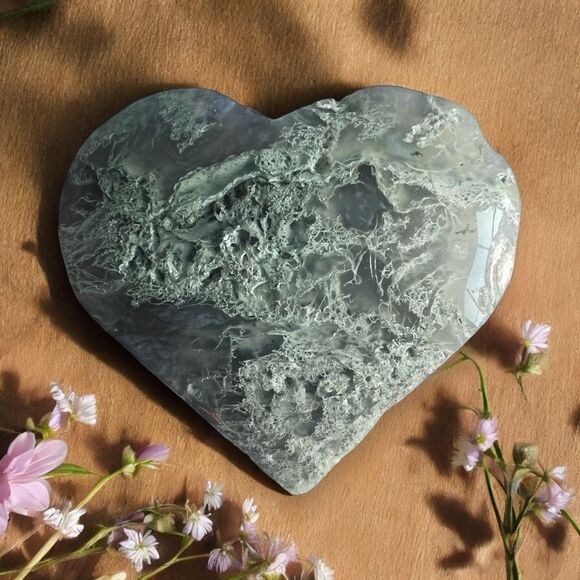Moss Agate Crystal‎ Heart (#6) - Picture 1 of 11